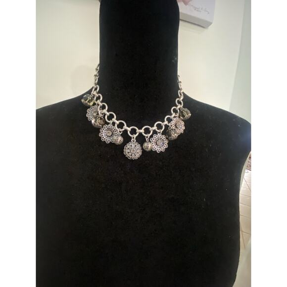 Flowers Balls & Lanterns Necklace. Gorgeous - Picture 2 of 10